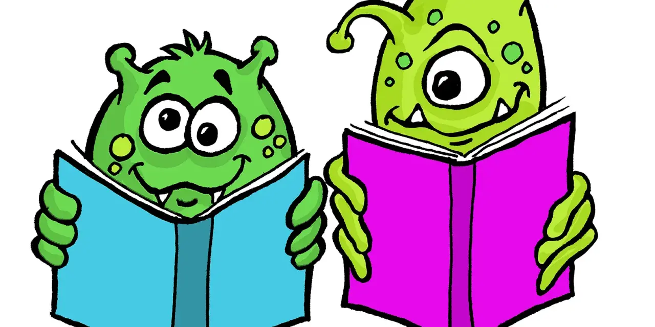 Två gröna monster läser böcker. Det ena monster har en blå bok, det andra en lila. De verkar njuta av att läsa, trots att det är en brist i boken.